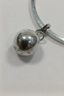 Aarre og Krogs Eftf. Sterling Sølv Armring med kuglevedhæng