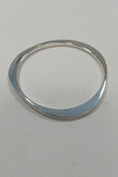 Moderne Trekantsformet Armring i Sterling Sølv