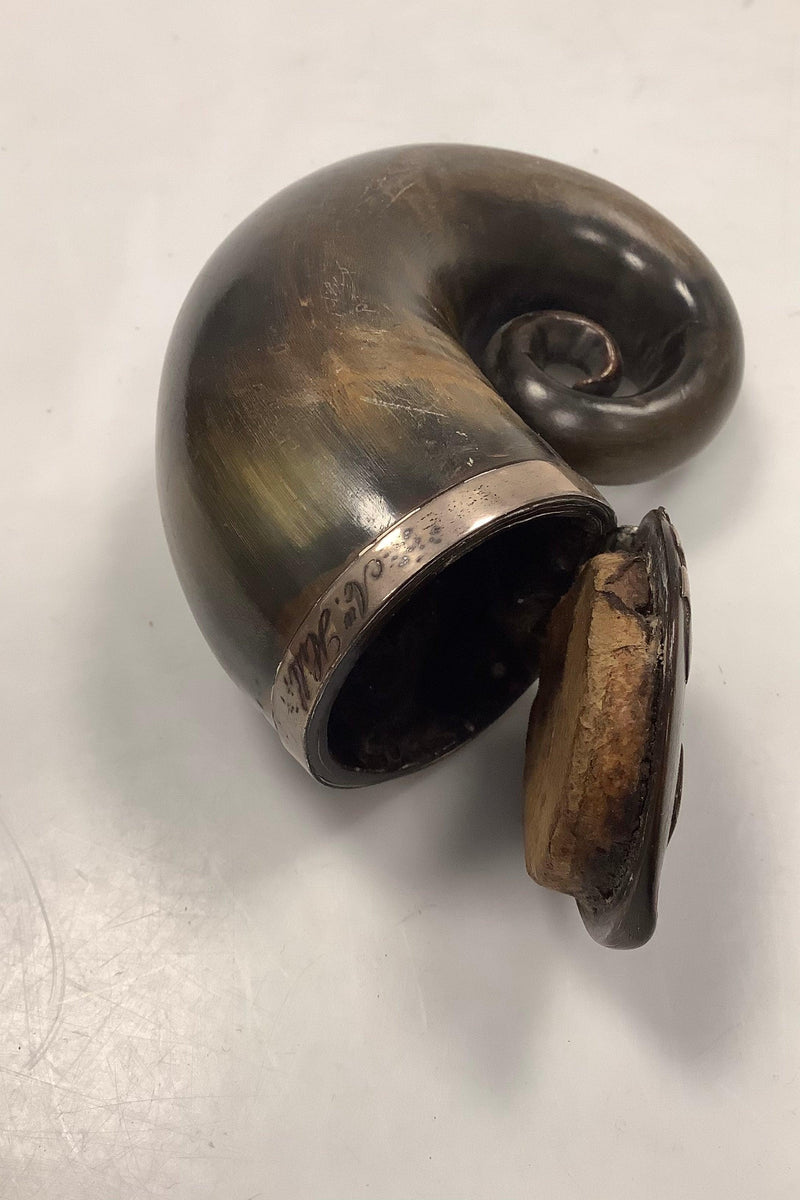 Antik Tobaksdåse udført i horn med sølv dekoration muligvis fra Island - Danam Antik