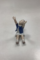 Bing og Grøndahl Figur af pige - Op til Mor No. 2324