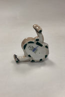 Royal Copenhagen Figur - Pige med Æblekurv No. 3557