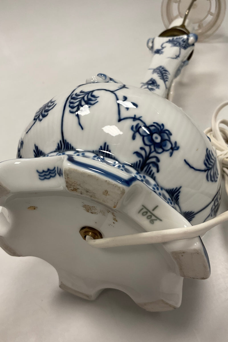 Royal Copenhagen Musselmalet Helblonde Lampe / underdel til 5 armet lysestage No 1006