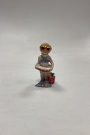 Royal Copenhagen Minibørn Figur - Christina No. 012