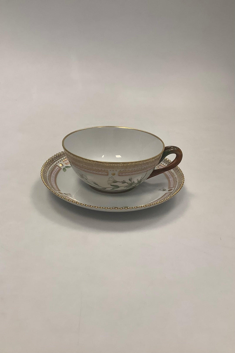 Royal Copenhagen Flora Danica Tea cup/ saucer No 081+082 or 3630
