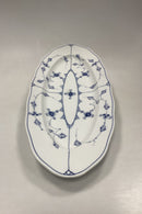 Royal Copenhagen Musselmalet Riflet Stort aflangt Fiskefad No. 105