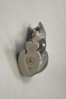 Royal Copenhagen Mini Collection Siddende Kat No. 687