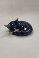 Royal Copenhagen figur Sovende kat No. 422