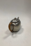 Just Andersen Tekande med bast, i 93% Støbt Tin, No. 2421