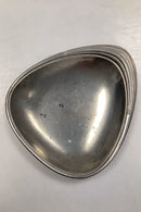 Just Andersen Dråbeformet Skål af Tin, No. 2575 / 14