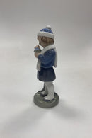Royal Copenhagen Månedsfigur Marts - Pige med Buket No. 4525