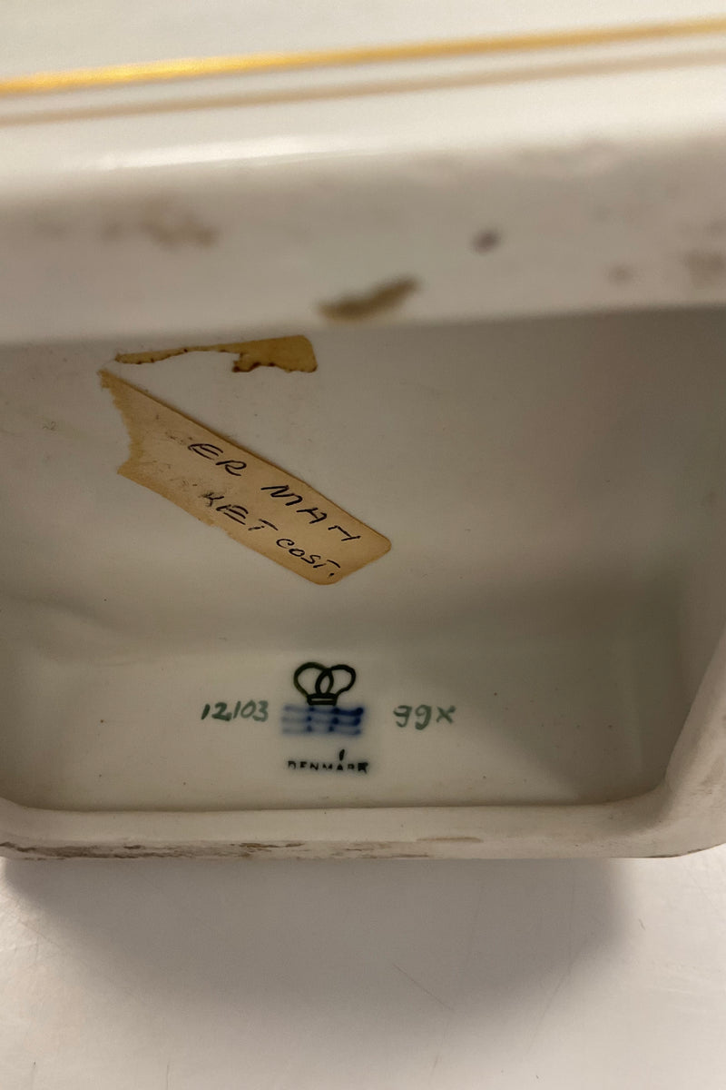 Royal Copenhagen Overglasur Figur Jan Hansen Schmidt Torvedragt, Amager No. 12103