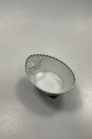 Royal Copenhagen Musselmalet Helblonde Fingerskål med stang No. 1182