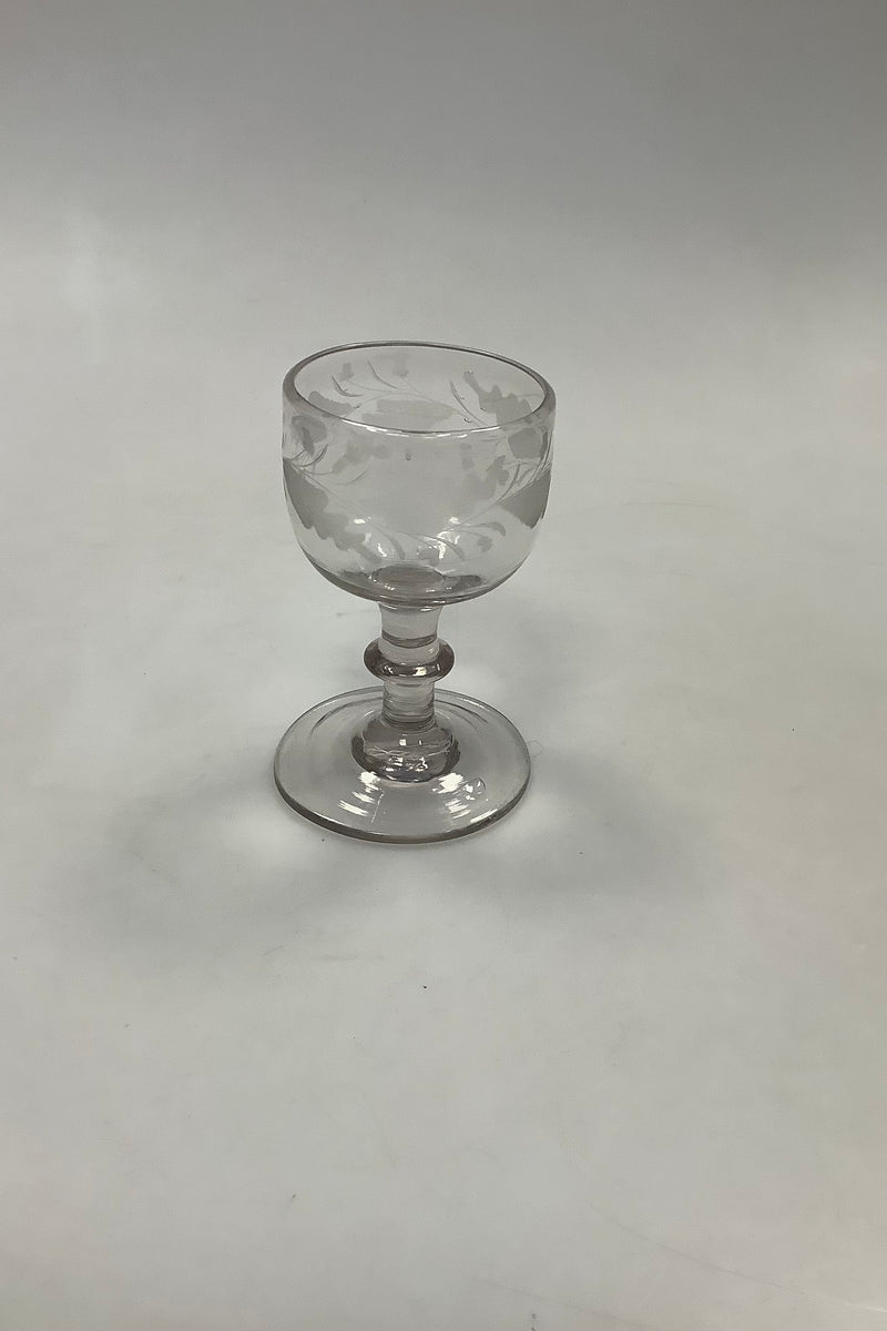 Tidligt Vinglas med graveringer