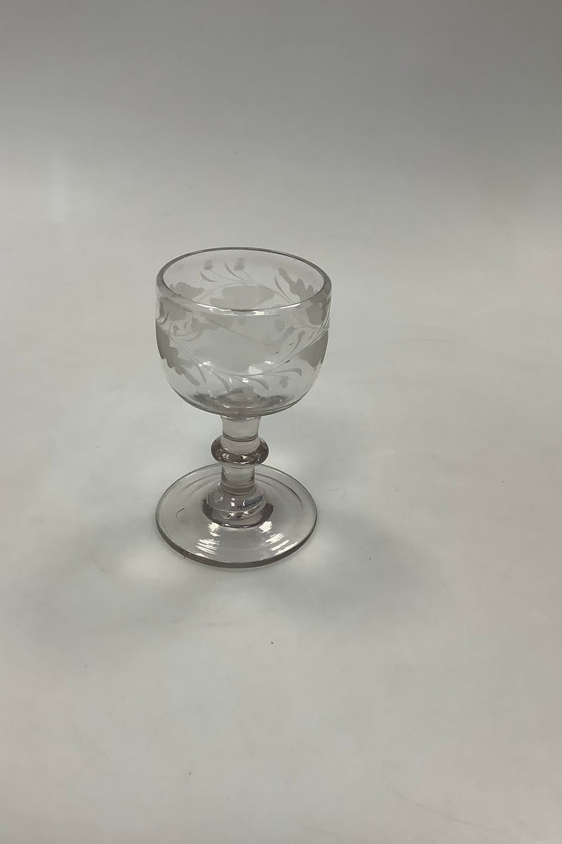 Tidligt Vinglas med graveringer