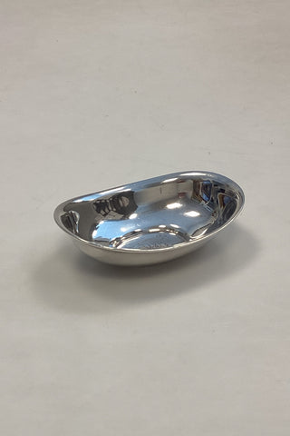 Hans Hansen lille skål i sterling sølv No. 444