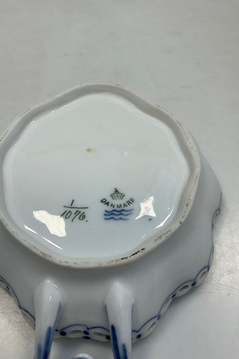 ロイヤル コペンハーゲン ブルーフルーテッド フルレース リーフ