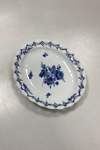 Antik Royal Copenhagen Blå Blomst Svejfet Fad, gennembrudt