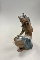 Dahl Jensen Figur af Sudanesisk mand med kakadue No. 1305