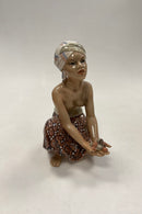Dahl Jensen Figur af Frugtsælgersken fra Bali No. 1238