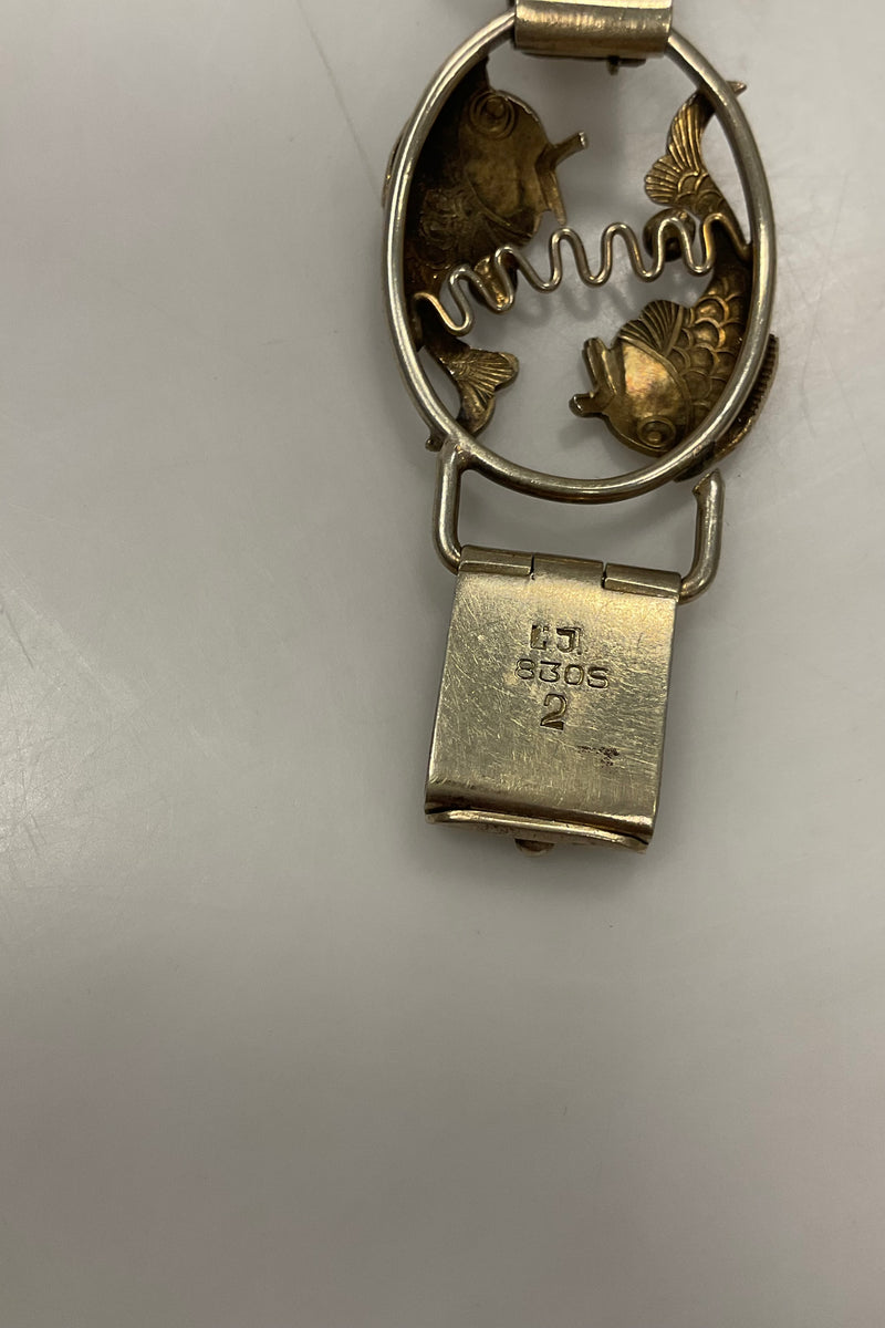 Forgyldt Sølvarmbånd med fisk af Niels Anker Leth Jensen No. 2