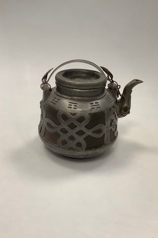 Kinesisk Orientalsk Thekande i Tin, Ler og Bronze