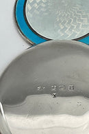 Engelsk Sterling Sølv Pilleæske med Lyseblå Emalje