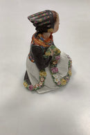 Royal Copenhagen Overglasur figur af Amager Blomster Pige No 12412