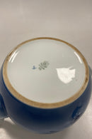 Bing og Grøndahl Julerose Thekande No. 92  Måler 21cm x 15cm / 8.26 inch x 5.91 inch