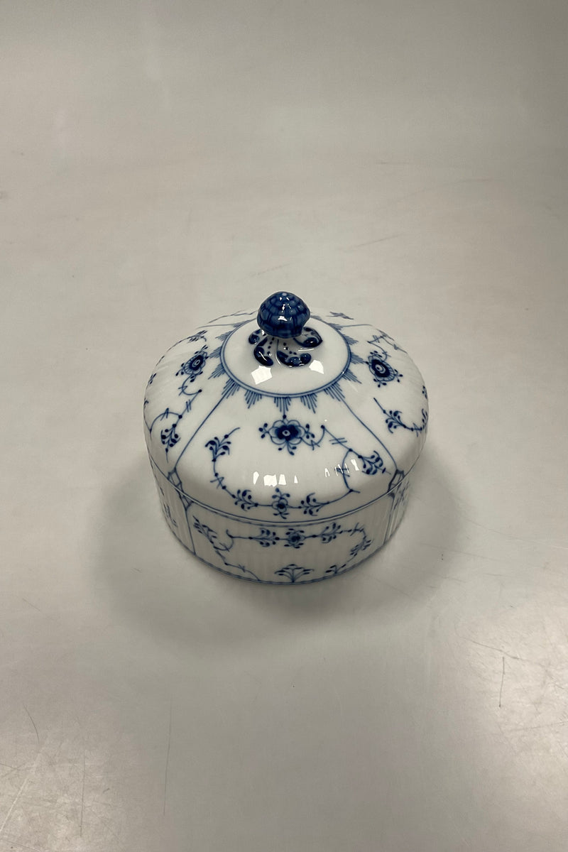 Royal Copenhagen Musselmalet Riflet Bonbonniere No. 176 / 177