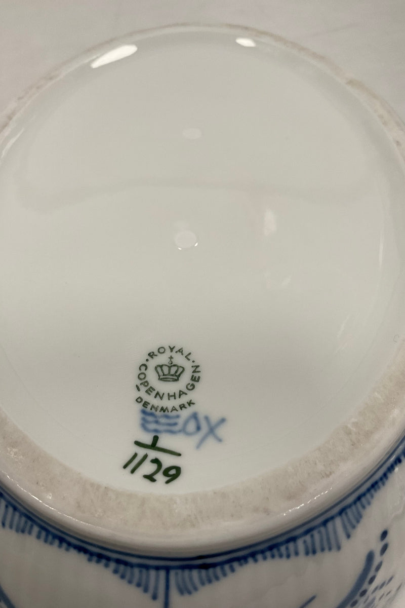 Royal Copenhagen Musselmalet Helblonde Oval Lågfad No 1129 og 622 låg