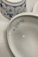 Royal Copenhagen Musselmalet Riflet oval terrin No 214 med underfad No. 217