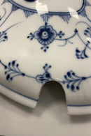 Royal Copenhagen Musselmalet Riflet oval terrin No 214 med underfad No. 217