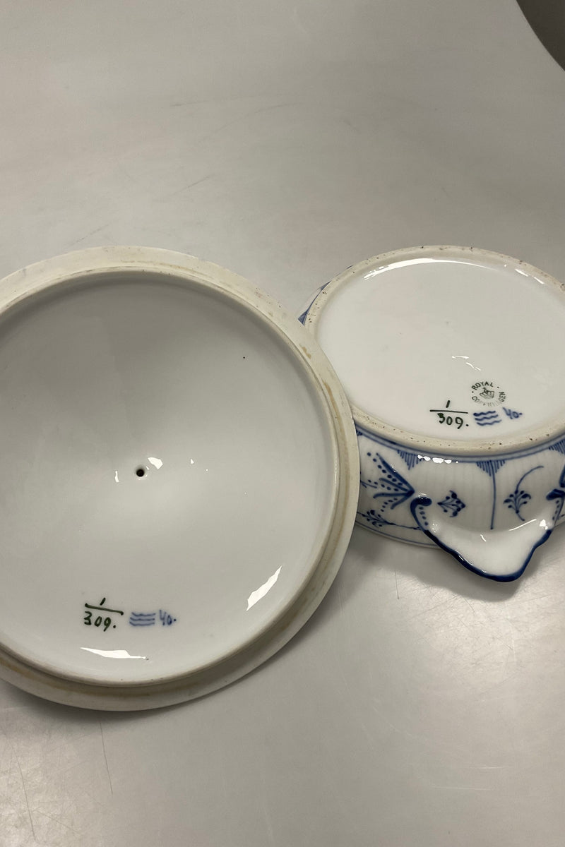 Royal Copenhagen Musselmalet Riflet Rundt Terrin No. 309