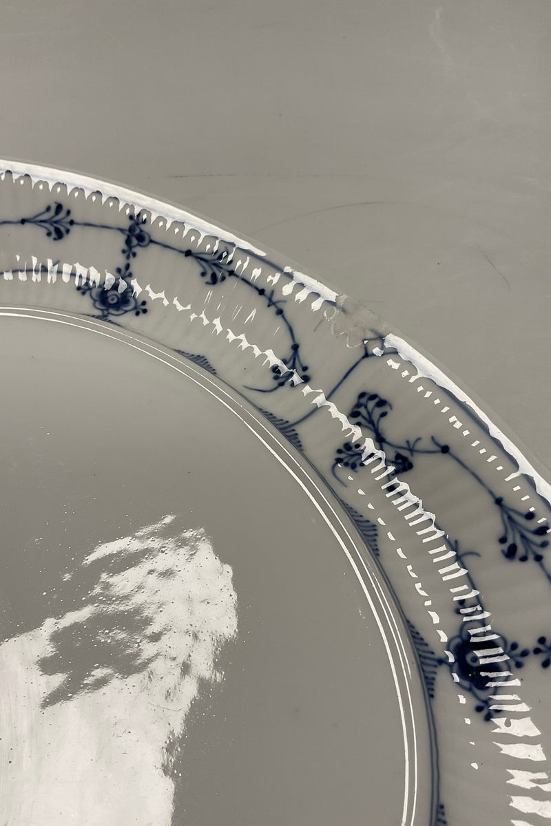 Royal Copenhagen Musselmalet Riflet Underfad til oval terrin No 217