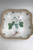 Royal Copenhagen Flora Danica Firkantet Skål No. 576 / 3510