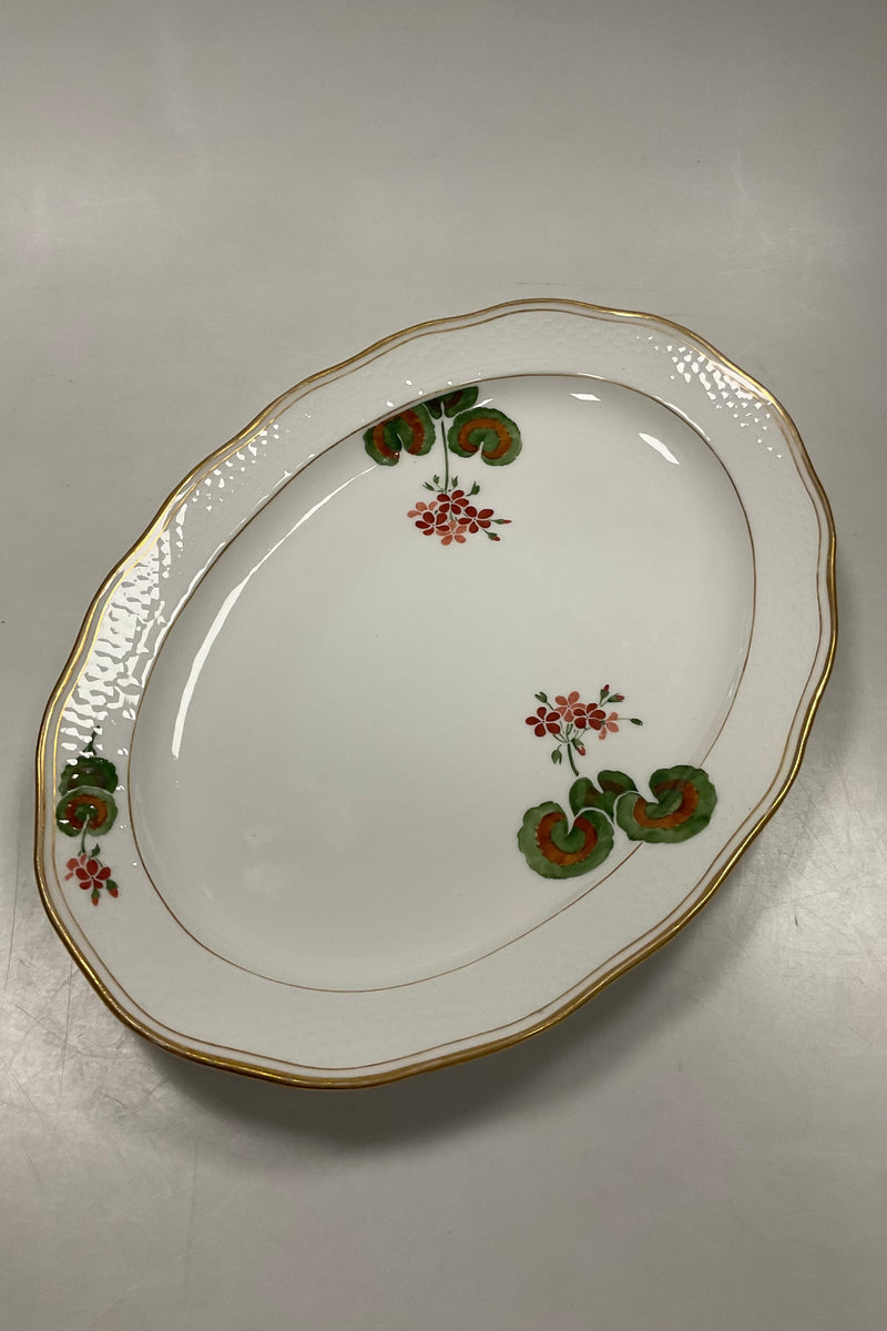 Royal Copenhagen Art Nouveau Stel No. 225 Pelargonoe Ovalt Fad No. 2012