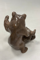 Royal Copenhagen Figur af Brune Bjørne unger No. 1233 / 1107