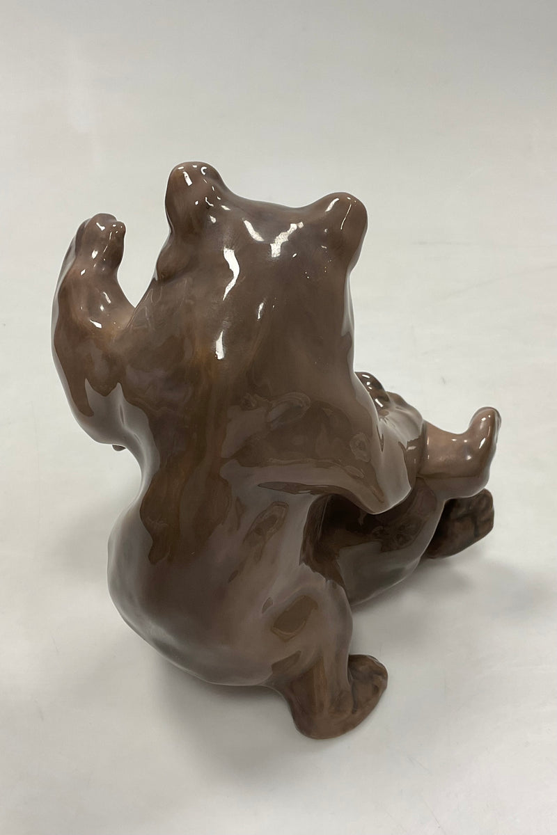 Royal Copenhagen Figur af Brune Bjørne unger No. 1233 / 1107