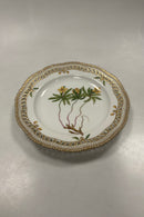 Royal Copenhagen Flora Danica Gennembrudt Frokosttallerken No 3554