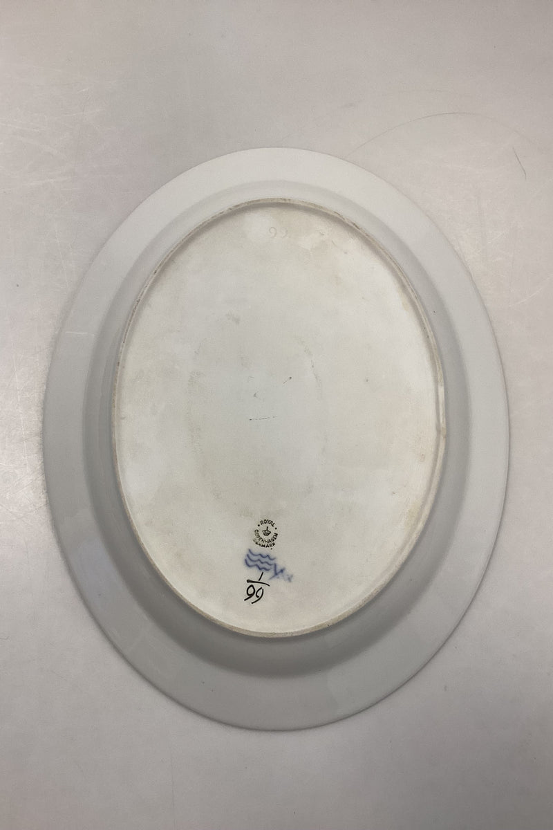 Royal Copenhagen Musselmalet Riflet Fad No. 99