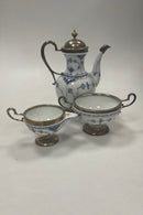 Royal Copenhagen Halvblonde Kaffekande, flødekande og sukkerskål med metal montering