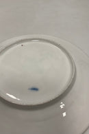 Royal Copenhagen Antik Tallerken med Blomster Motiv og guld. Signeret af Christian Klein fra 1820-1850