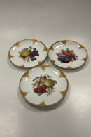 Sæt på 12 Tyske Furstenberg Frugttallerkener i overglasur og gold