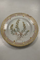 Royal Copenhagen Flora Danica Spisetallerken No 3549