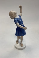 Bing og Grøndahl figur No. 2273 - Der fløj den, Pige der ser op