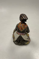 Royal Copenhagen Overglasur figur af Amager Blomster Pige No. 12412