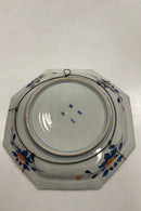 Kinesisk Imari Ottekantet fad   Måler 28,5cm / 11.22 inch