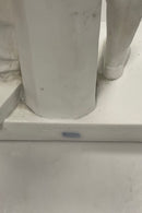 Bing og Grøndahl Thorvaldsen Figur af Thorvaldsen støttende sig til Håbet No 57