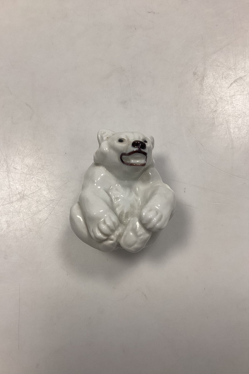 Royal Copenhagen Figur af Isbjørneunge No. 245