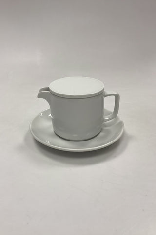 Royal Copenhagen Hvidpot Kande No. 6265 med låg og underkop No. 6238/6265